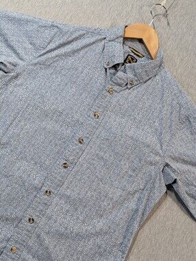 Noble Outfitters Geometric Button Down Shirt Men's M Reg Blue Short Sleeve